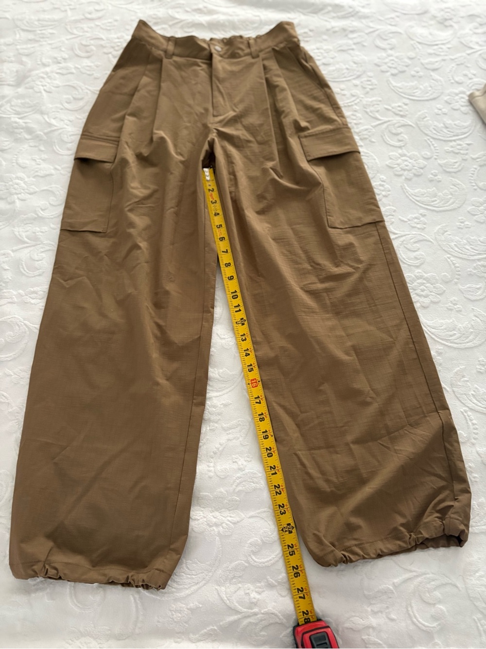GapFit High Ripstop Parachute Cargo Pants - Picture 2 of 8